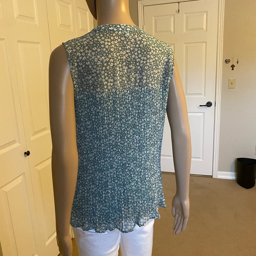EUC Pleione Floral Blouse. - Picture 7 of 15